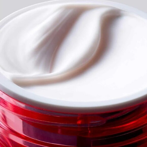 Estée Lauder Nutritious Super-Pomegranate Radiant Energy Moisture Creme  (50ml) - Picture 3 of 5